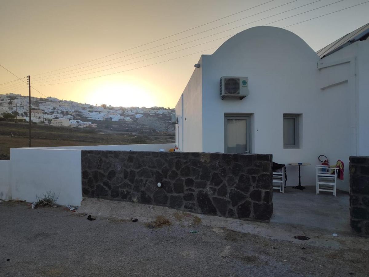 Ferienwohnung Fira Exo Katikies- Urban Fira Exterior foto