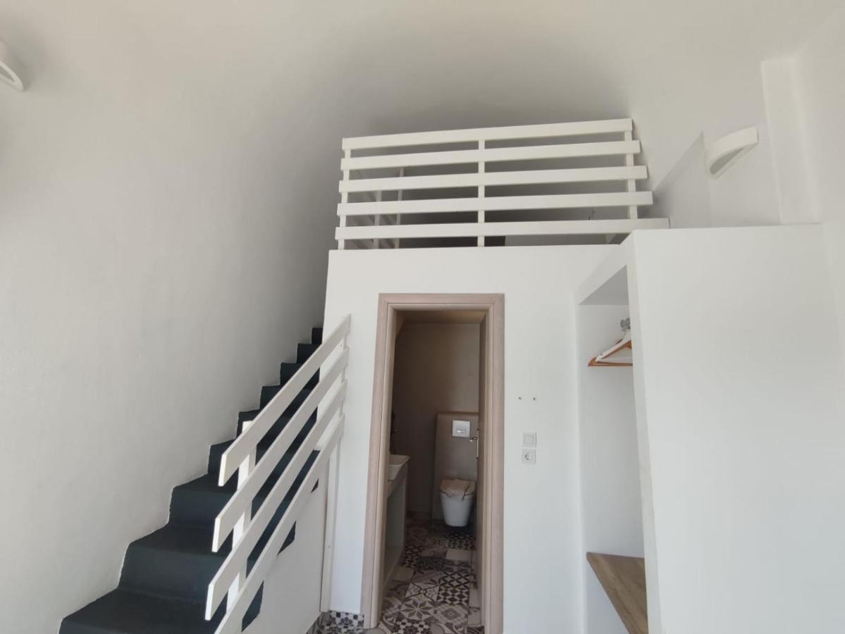 Ferienwohnung Fira Exo Katikies- Urban Fira Exterior foto